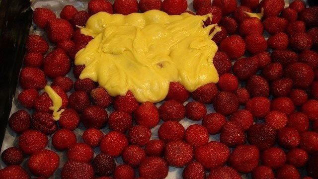 Десерт из клубники: рецепты с фото, как приготовить быстро и легко без выпечки