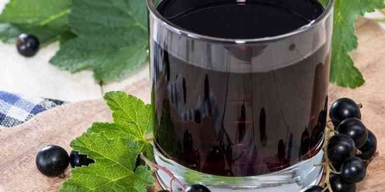 Вино из чёрной смородины в домашних условиях