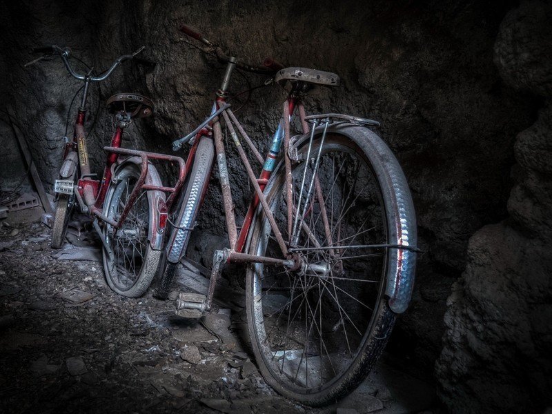 Велосипед в подвале