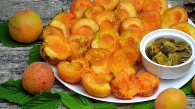 Сушеный абрикос: 6 рецептов приготовления в домашних условиях, как хранить