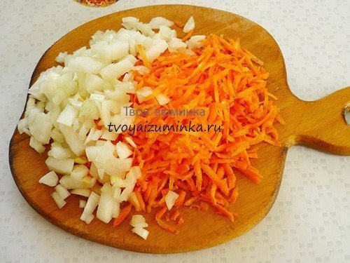 Рецепт бигуса из свежей капусты морковь с луком